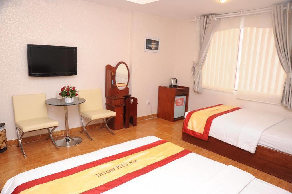 Mays Hotel- Ben Thanh Ho Chi Minh-staden Exteriör bild